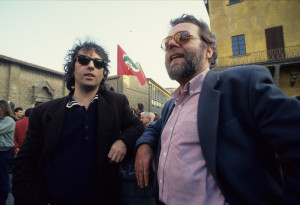 Firenze, chiusura della campagna elettorale Progessisti in Piazza Santa Croce, nella foto Riondino e Staino 1994-03-25 © Massimo Sestini