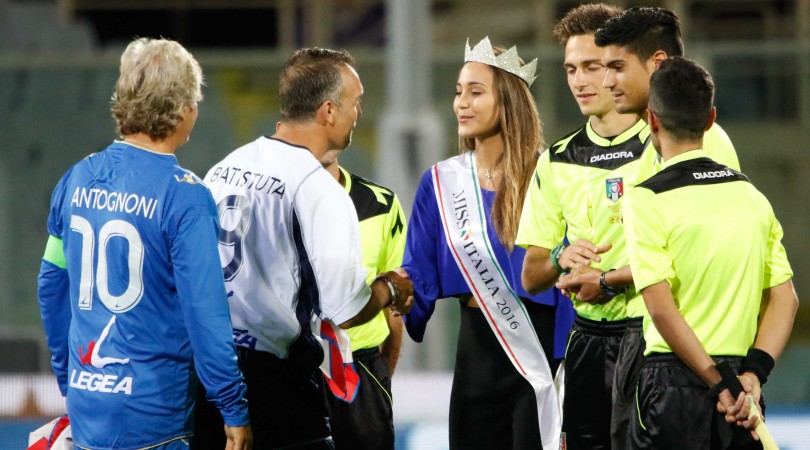 219360 0008 4062118 Firenze, La Partita Mundial, Italia vs Resto del Mondo, nella foto Gabriel Omar Batistuta e Rachele Risaliti 2016 10 03 © Niccolo Cambi / Massimo Sestini