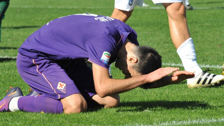 Viola in bianco, il Franchi fischia e lancia un chiaro messaggio alla squadra