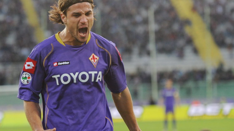 Osvaldo, 31 anni e due gol viola che non si dimenticano. Il video