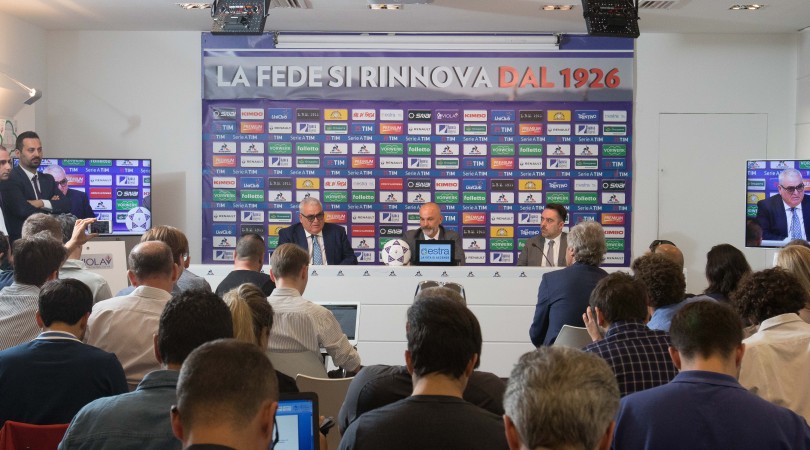 224400 0016 4194120 Firenze, presentazione del nuovo allenatore della Fiorentina Stefano Pioli allo stadio Artemio Franchi  2017 06 07 © Niccolo Cambi/Massimo Sestini