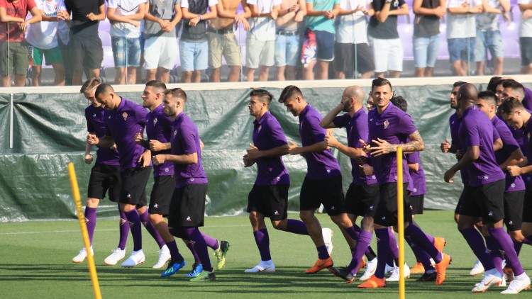 Viola al lavoro al Franchi davanti a mille tifosi. Le foto di Massimo Sestini