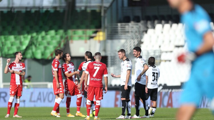 Un positivo nello staff viola, Fiorentina nella “bolla”